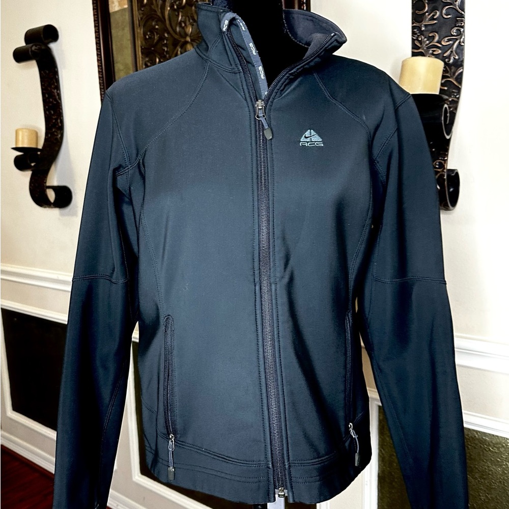Nike ACG All Conditions Gear Black Softshell Jacket Women’s M